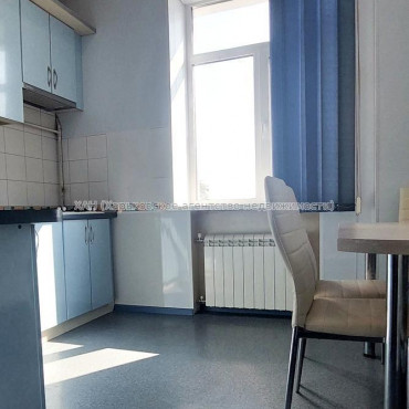 Продам квартиру, Семинарская ул. , 2 кім., 62 м², капитальный ремонт 