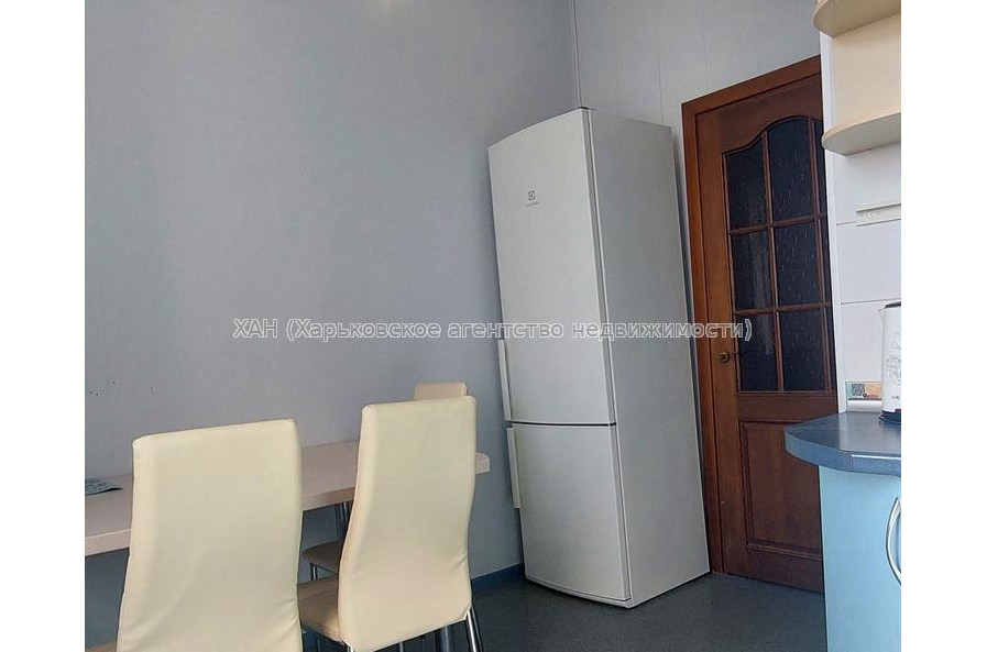 Продам квартиру, Семинарская ул. , 2 кім., 62 м², капитальный ремонт 