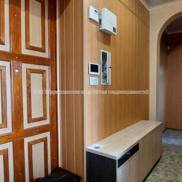 Продам квартиру, Семинарская ул. , 2 кім., 62 м², капитальный ремонт 