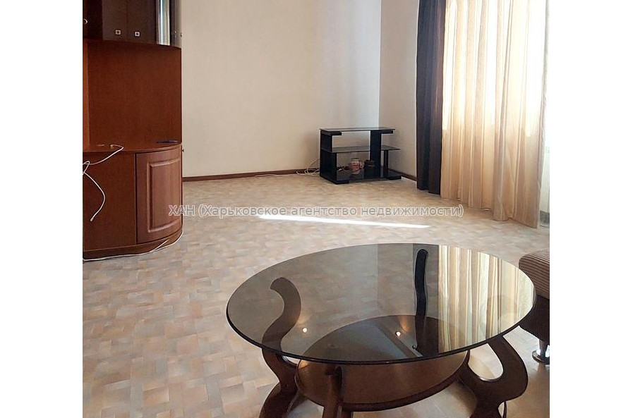 Продам квартиру, Семинарская ул. , 2 кім., 62 м², капитальный ремонт 