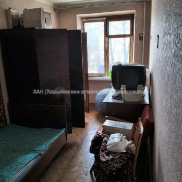 Здам квартиру, Деревянко ул. , 40 , 3 кім., 60 м², советский ремонт 