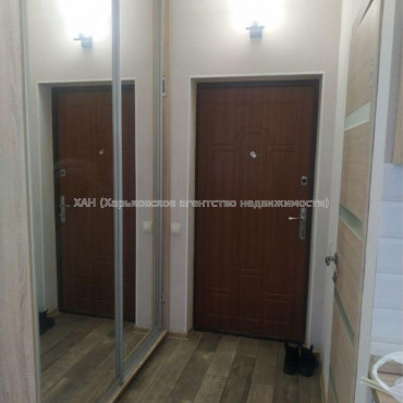 Продам квартиру, Киргизская ул. , 1 кім., 25 м², евроремонт 