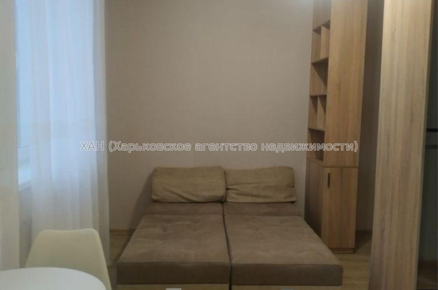 Продам квартиру, Киргизская ул. , 1 кім., 25 м², евроремонт 