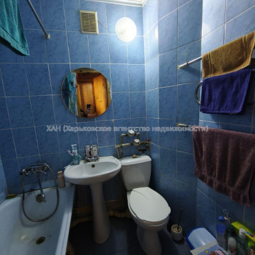 Продам квартиру, Владислава Зубенко ул. , 1  ком., 33 м², советский ремонт 