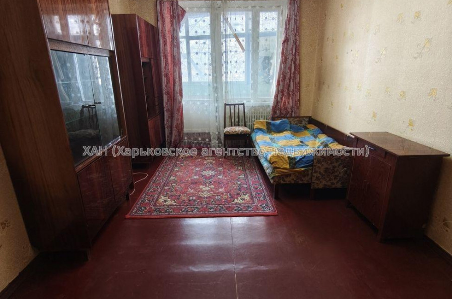 Продам квартиру, Владислава Зубенко ул. , 1  ком., 33 м², советский ремонт 