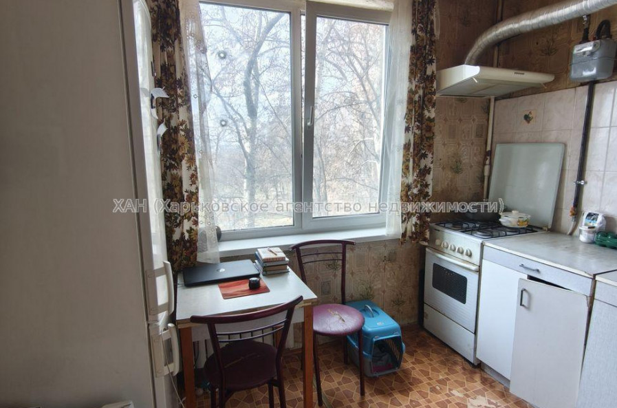 Продам квартиру, Владислава Зубенко ул. , 1  ком., 33 м², советский ремонт 