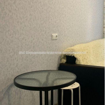 Продам квартиру, Ковалевская ул. , 1 кім., 18.40 м², евроремонт 