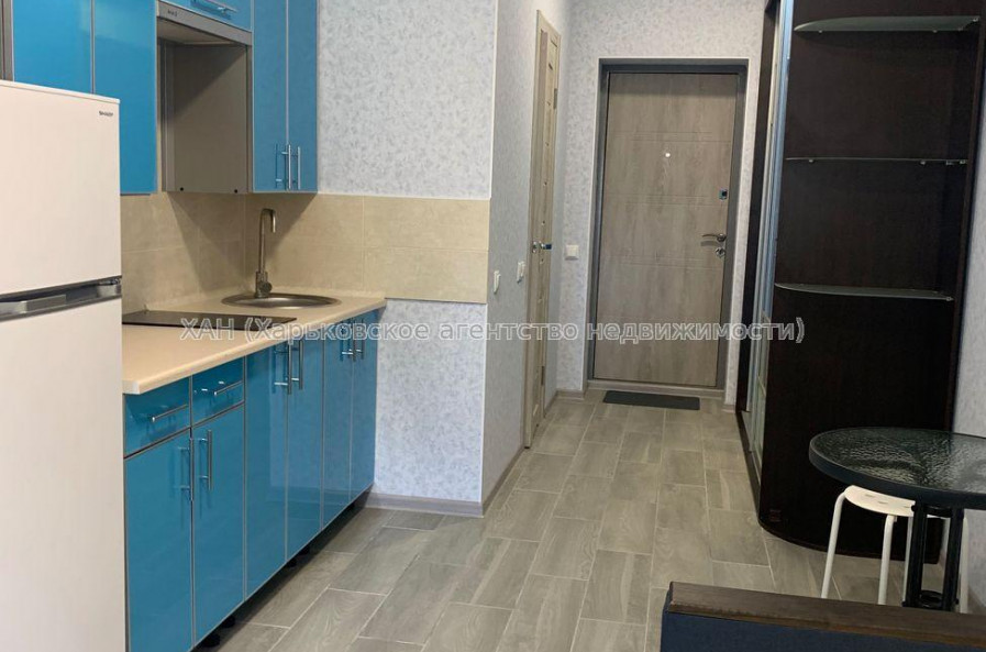 Продам квартиру, Ковалевская ул. , 1 кім., 18.40 м², евроремонт 