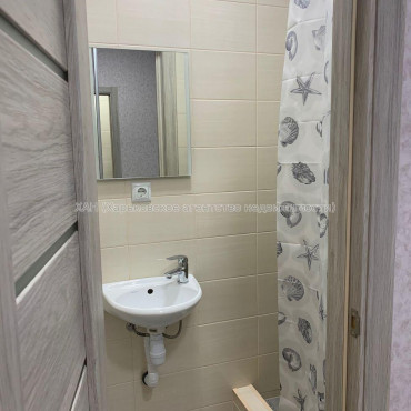 Продам квартиру, Ковалевская ул. , 1 кім., 18.40 м², евроремонт 