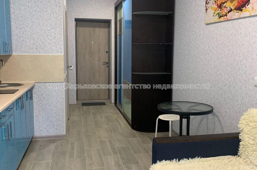 Продам квартиру, Ковалевская ул. , 1 кім., 18.40 м², евроремонт 