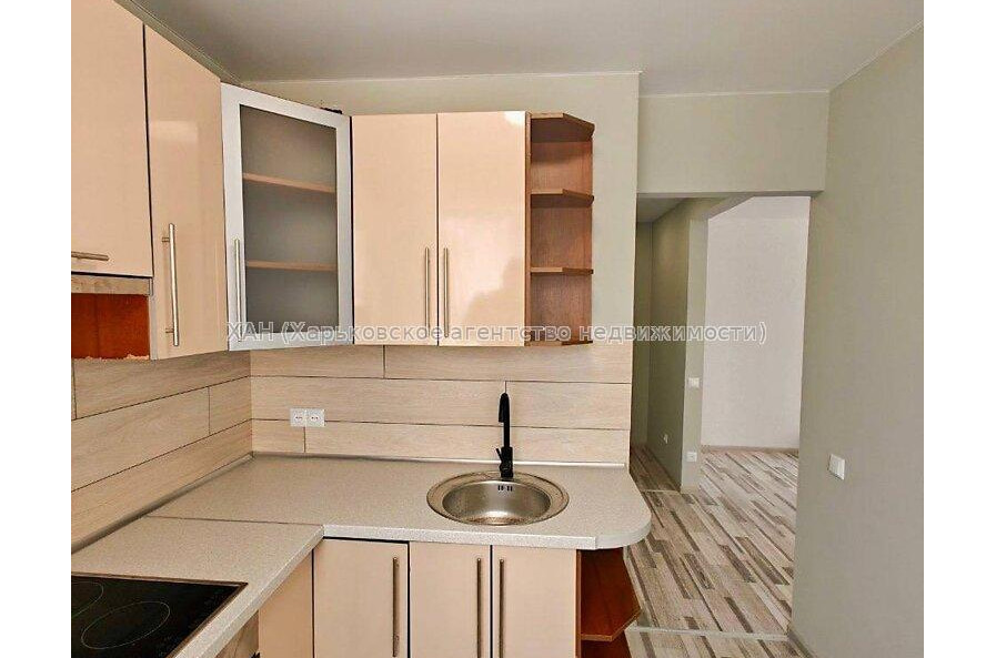 Продам квартиру, Индустриальный просп. , 1  ком., 32.30 м², капитальный ремонт 