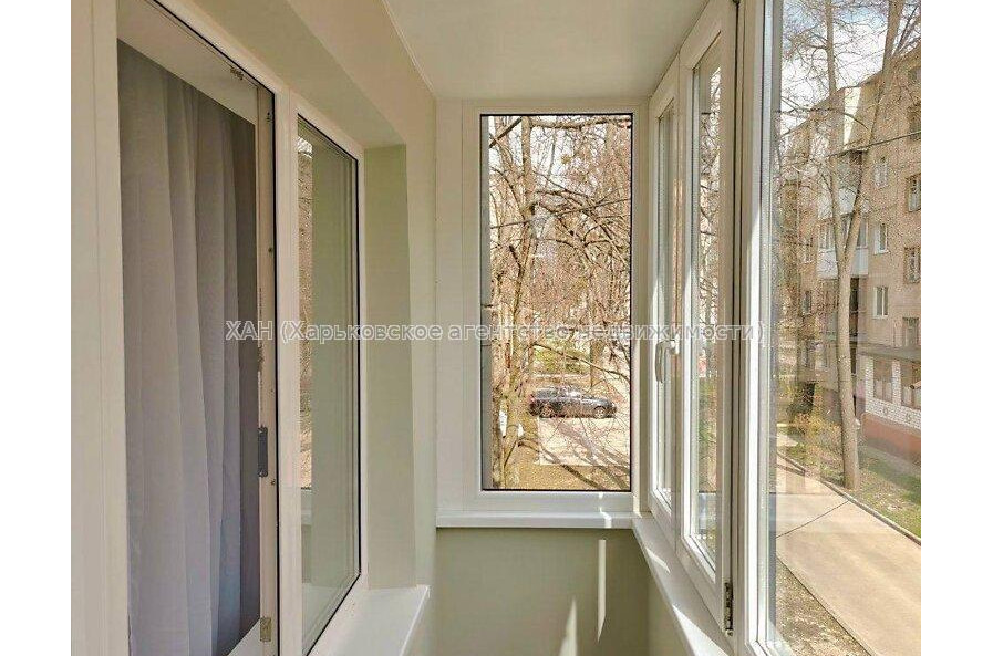 Продам квартиру, Индустриальный просп. , 1  ком., 32.30 м², капитальный ремонт 