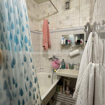 Продам квартиру, Юбилейный просп. , 2  ком., 44.80 м², советский ремонт 