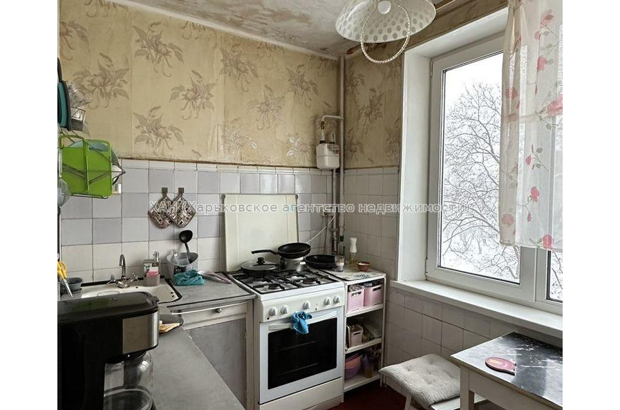 Продам квартиру, Юбилейный просп. , 2  ком., 44.80 м², советский ремонт 