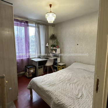 Продам квартиру, Юбилейный просп. , 2  ком., 44.80 м², советский ремонт 