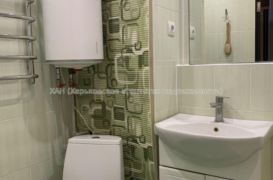 Продам квартиру, Ахсарова Энвера ул. , 2 кім., 45.70 м², евроремонт 