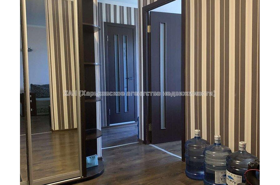 Продам квартиру, Ахсарова Энвера ул. , 2 кім., 45.70 м², евроремонт 