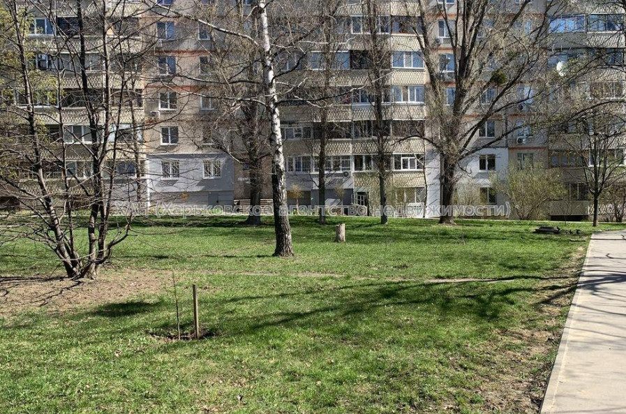 Продам квартиру, Ахсарова Энвера ул. , 2  ком., 45.70 м², евроремонт 