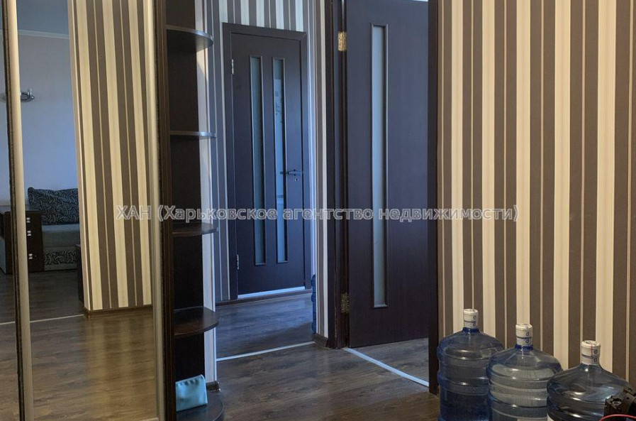 Продам квартиру, Ахсарова Энвера ул. , 2 кім., 45.70 м², евроремонт 