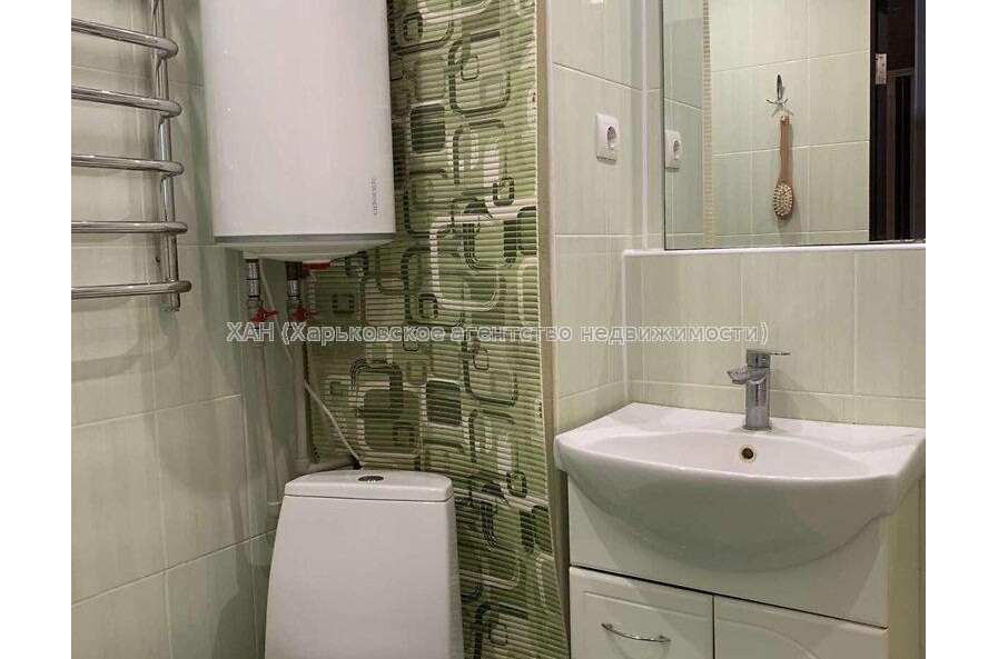 Продам квартиру, Ахсарова Энвера ул. , 2 кім., 45.70 м², евроремонт 