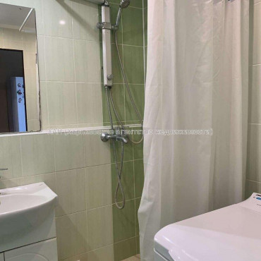 Продам квартиру, Ахсарова Энвера ул. , 2 кім., 45.70 м², евроремонт 