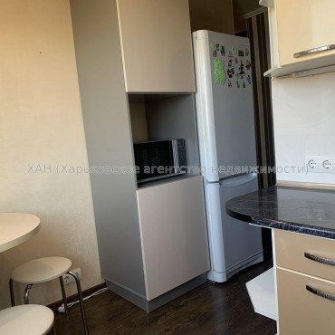 Продам квартиру, Ахсарова Энвера ул. , 2 кім., 45.70 м², евроремонт 