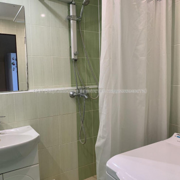 Продам квартиру, Ахсарова Энвера ул. , 2 кім., 45.70 м², евроремонт 