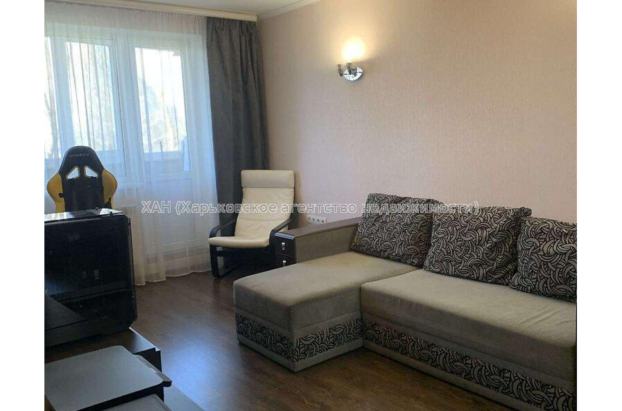 Продам квартиру, Ахсарова Энвера ул. , 2 кім., 45.70 м², евроремонт 