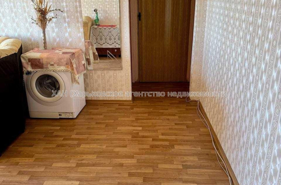 Продам квартиру, Победы просп. , 3 кім., 68 м², капитальный ремонт 