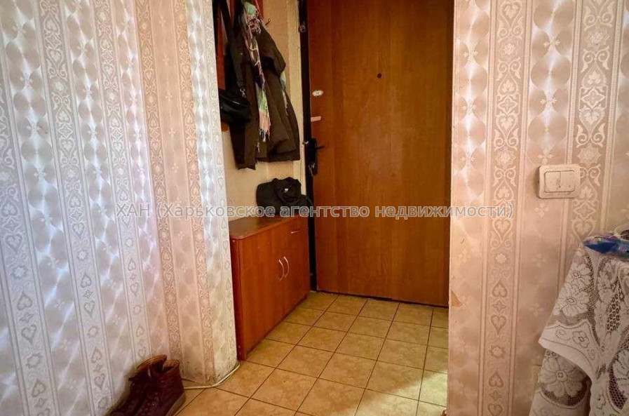 Продам квартиру, Победы просп. , 3 кім., 68 м², капитальный ремонт 