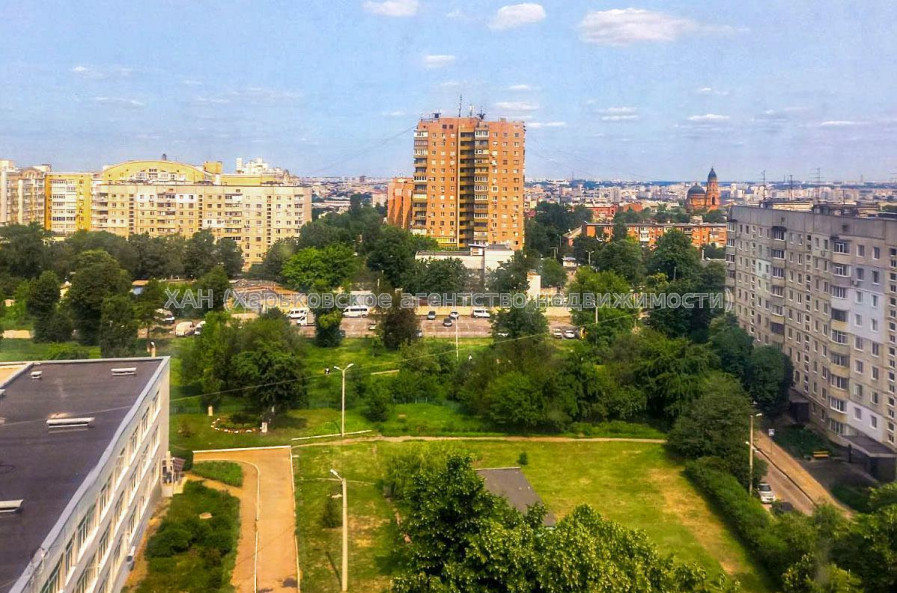 Продам квартиру, Ильинская ул. , 3 кім., 70 м², косметический ремонт 