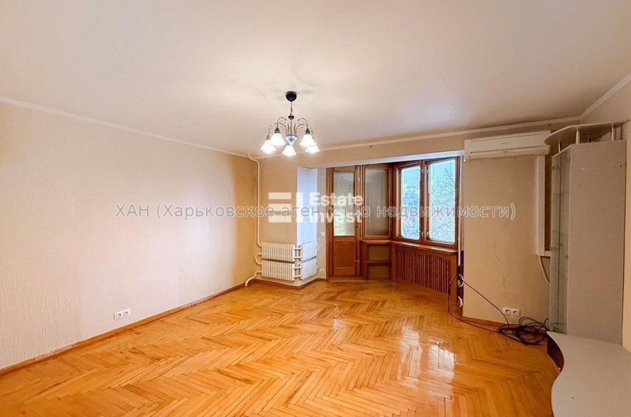 Продам квартиру, Полтавский Шлях ул. , 3 кім., 71 м², косметический ремонт 