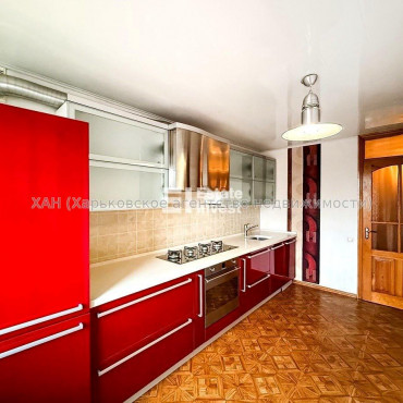 Продам квартиру, Полтавский Шлях ул. , 3 кім., 71 м², косметический ремонт 