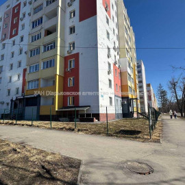 Продам квартиру, Мира ул. , 2  ком., 54.20 м², без внутренних работ