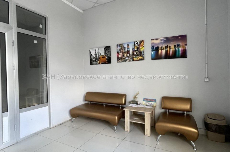 Продам квартиру, Барабашова академика ул. , 2  ком., 68 м², капитальный ремонт 