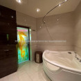 Продам квартиру, Барабашова академика ул. , 2 кім., 68 м², капитальный ремонт 