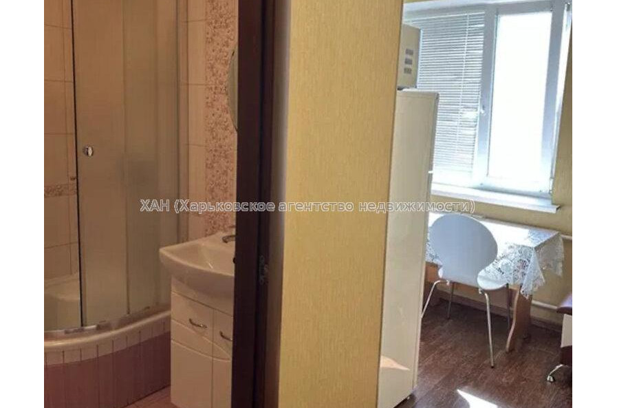 Продам квартиру, Холодногорская ул. , 2 кім., 45 м², косметический ремонт 