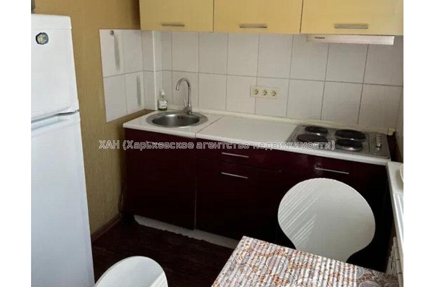 Продам квартиру, Холодногорская ул. , 2 кім., 45 м², косметический ремонт 