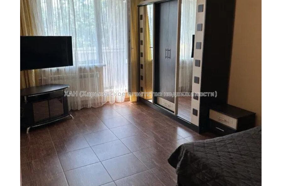 Продам квартиру, Холодногорская ул. , 2 кім., 45 м², косметический ремонт 