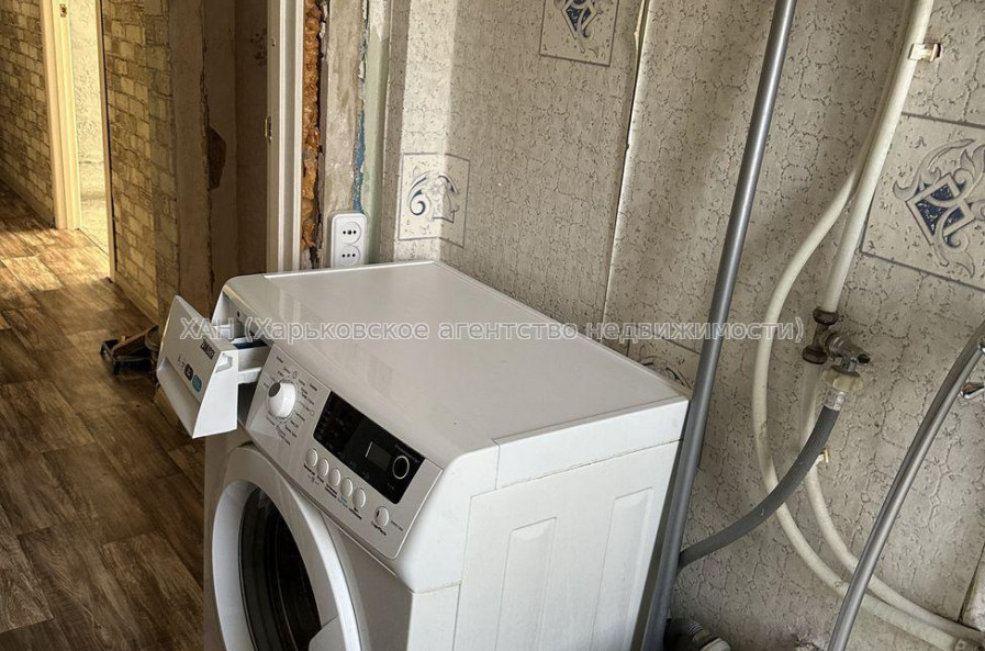 Продам квартиру, Леонида Быкова ул. , 2 кім., 49.60 м², косметический ремонт 