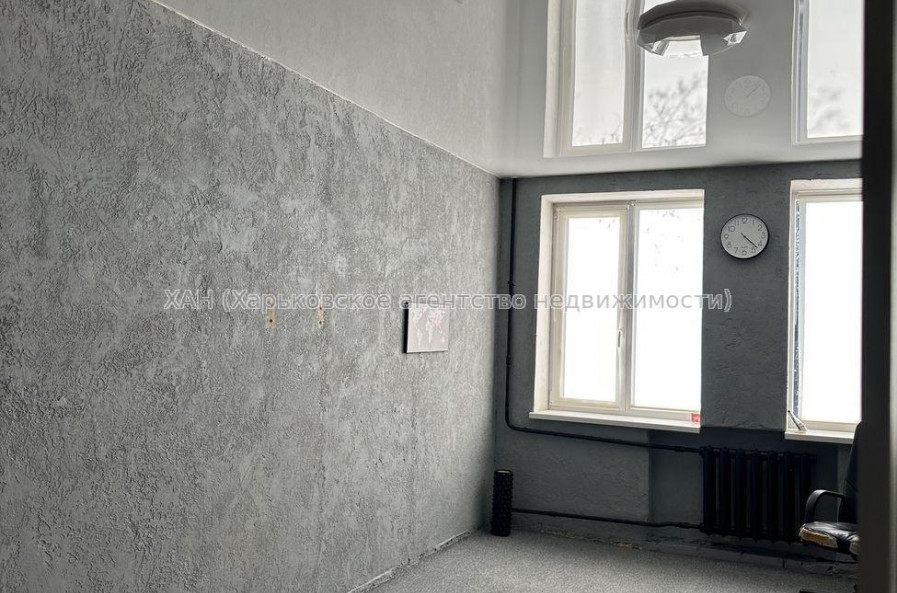 Продам квартиру, Леонида Быкова ул. , 2 кім., 49.60 м², косметический ремонт 