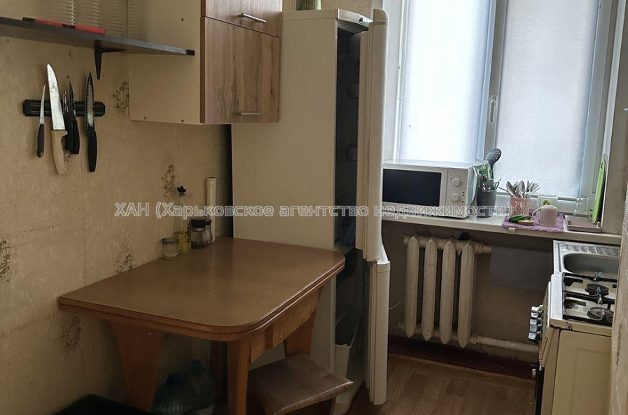 Продам квартиру, Леонида Быкова ул. , 2 кім., 49.60 м², косметический ремонт 