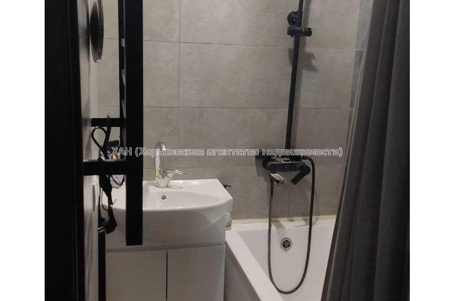 Продам квартиру, Отакара Яроша ул. , 2  ком., 47 м², косметический ремонт 