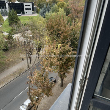 Продам квартиру, Героев Харькова просп. , 3 кім., 100 м², без внутренних работ 