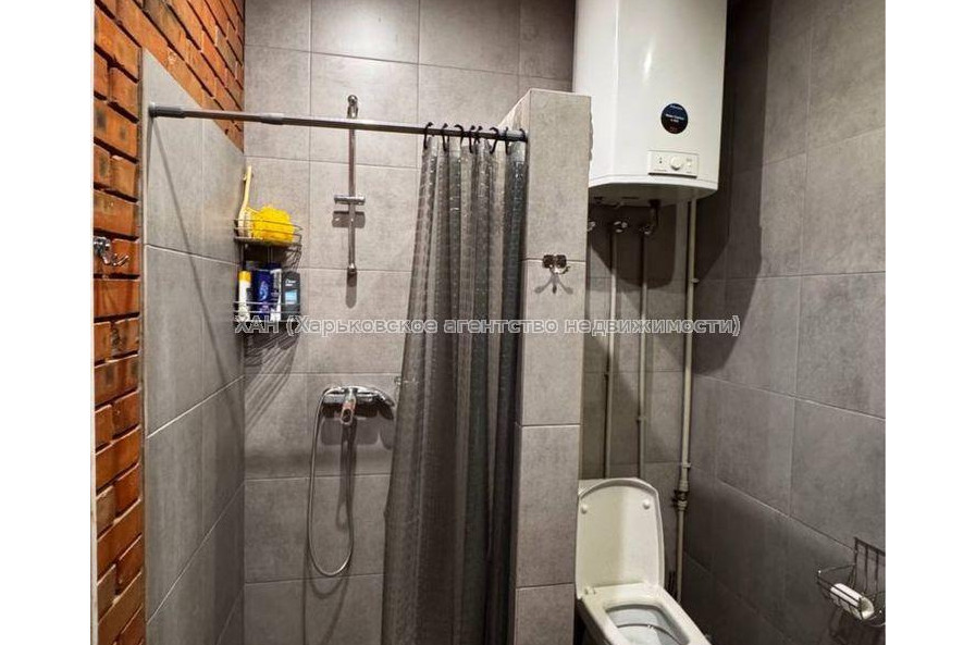 Продам квартиру, Новоалександровская ул. , 2 кім., 55 м², капитальный ремонт 