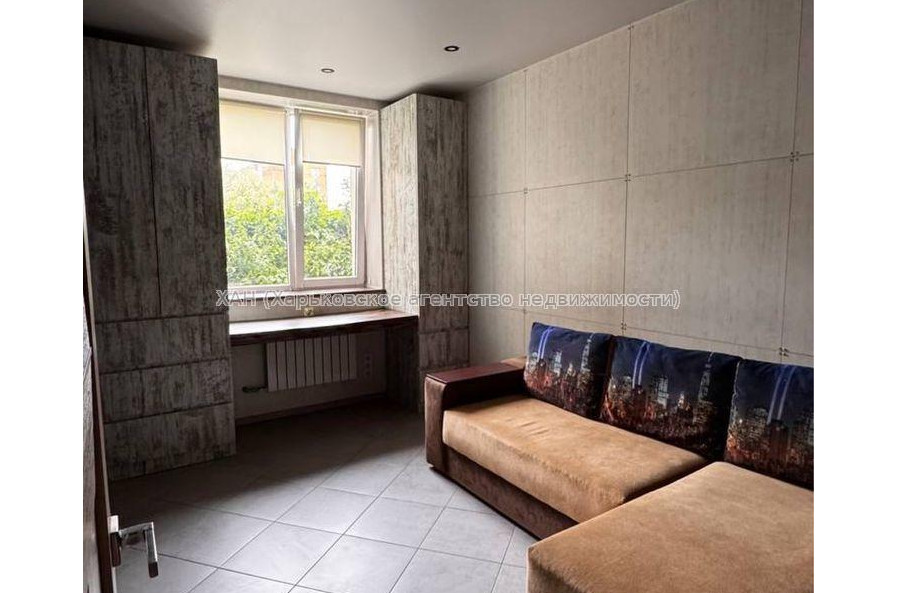 Продам квартиру, Новоалександровская ул. , 2 кім., 55 м², капитальный ремонт 