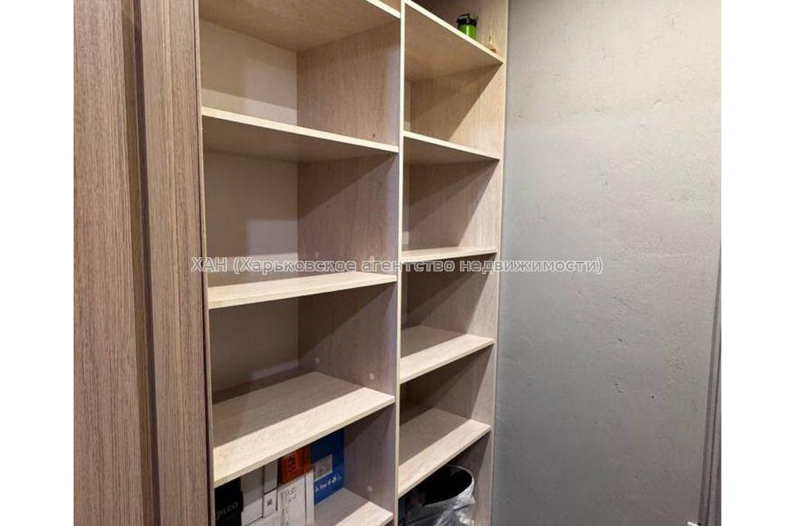 Продам квартиру, Новоалександровская ул. , 2 кім., 55 м², капитальный ремонт 