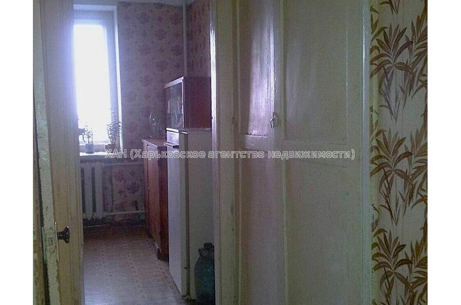 Продам квартиру, Вокзальная ул. , 3 кім., 65 м², косметический ремонт 