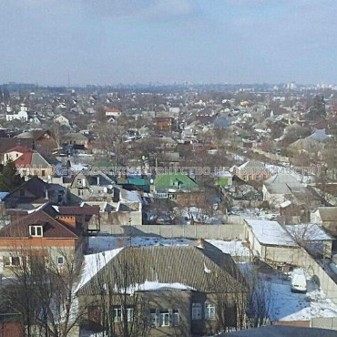 Продам квартиру, Вокзальная ул. , 3 кім., 65 м², косметический ремонт 