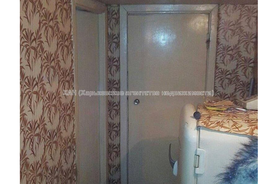 Продам квартиру, Вокзальная ул. , 3 кім., 65 м², косметический ремонт 